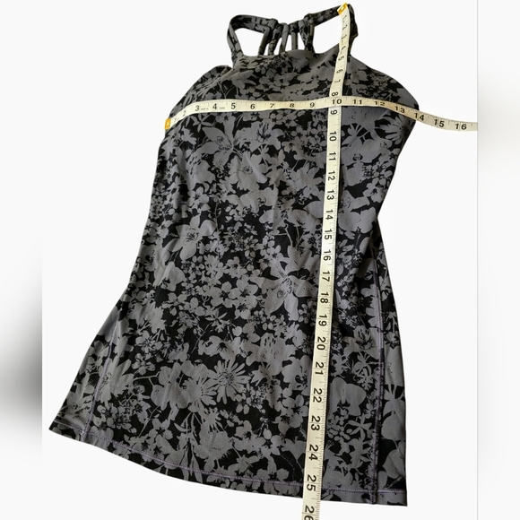 Lululemon Slide With Me Floral Tank Top With Built In Bra Gray & Black 6 - Picture 5 of 6